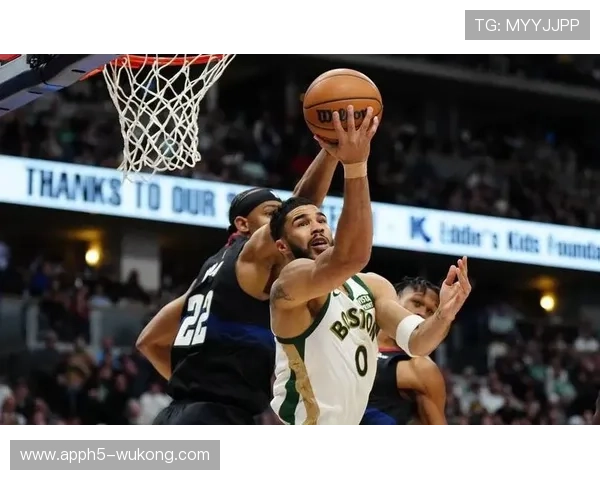 塔图姆利用挡拆拉开空间提升三分命中率明显领先球队其他射手