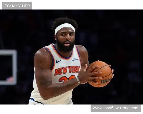 米切尔·罗宾逊内线防守关键篮板占比明显高于队友提升球队护框能力