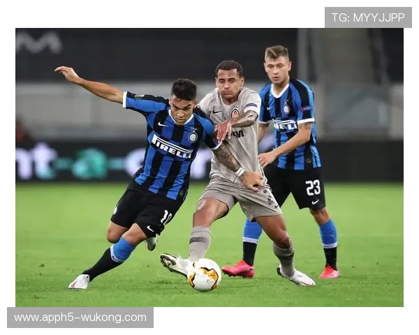 劳塔罗持球时进攻停滞，国米进攻体系隐患逐步显现