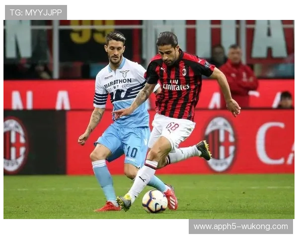 AC米兰防线屡遭打穿，站位混乱与回防迟缓问题凸显