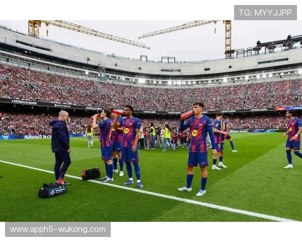 巴萨中场技术依旧稳定，但节奏失控带来比赛局面阶段性变化