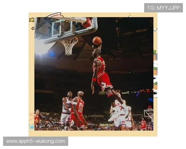 乔丹关键时刻突破拉开比分差距，展现核心得分能力