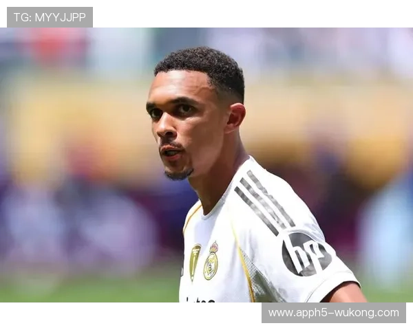 直塞撕开后防线本赛季阿诺德更胜上季传中